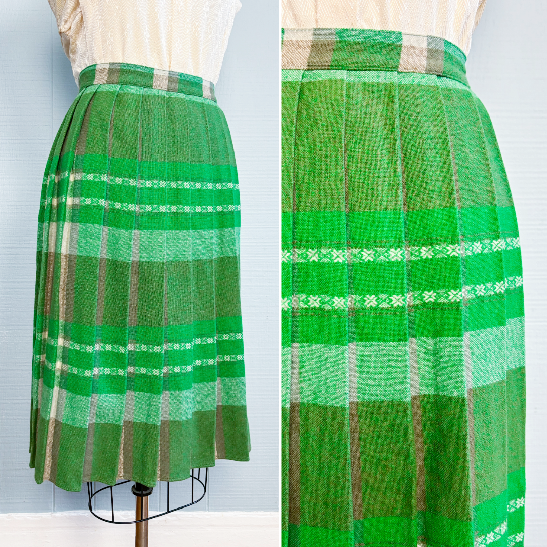 50's 60's Mrs. Maisel Green Plaid Pleated Skirt | W: 25"