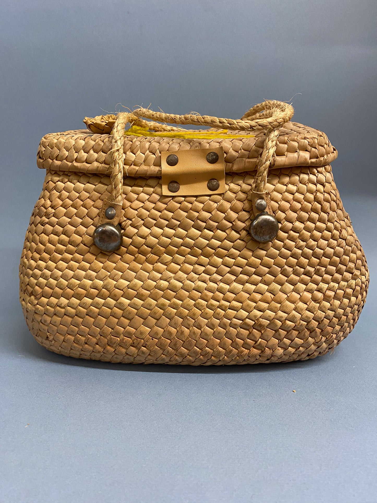 50's 60's Mrs. Maisel Rattan Straw Box Purse Yellow Yarn Floral