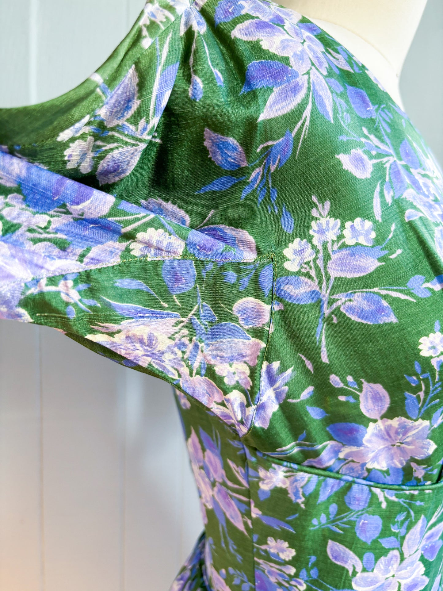 50's 60's Mrs Maisel Green & Purple Floral Empire & Flare Cocktail Dress