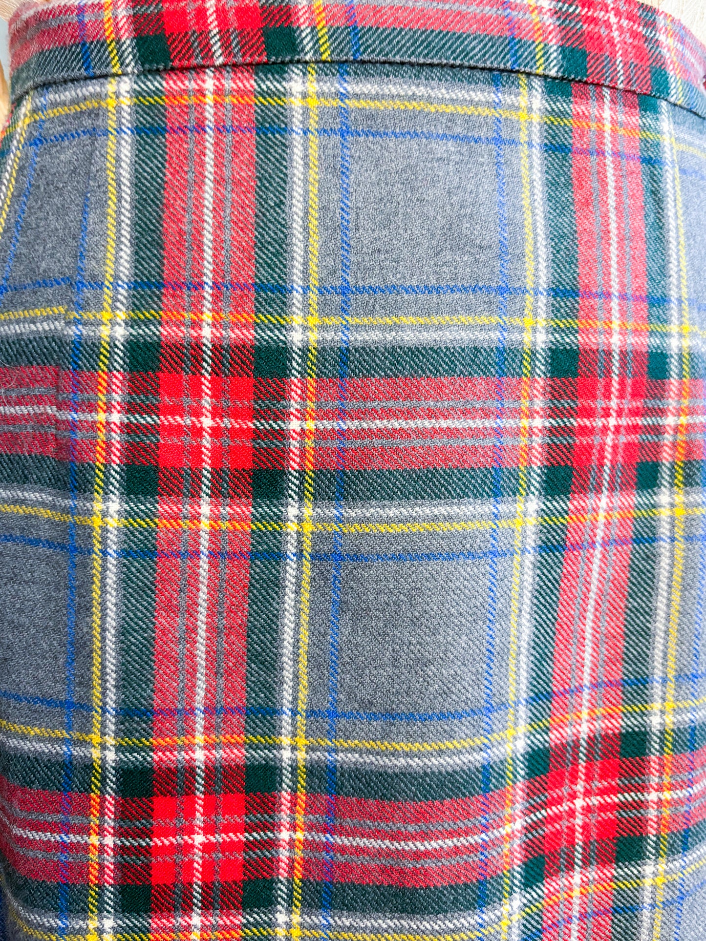 60's 70's Mrs. Maisel Grey Tartan Plaid Pleated Skirt | W: 32"