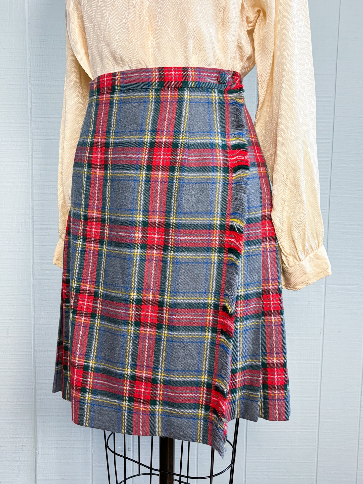 60's 70's Mrs. Maisel Grey Tartan Plaid Pleated Skirt | W: 32"
