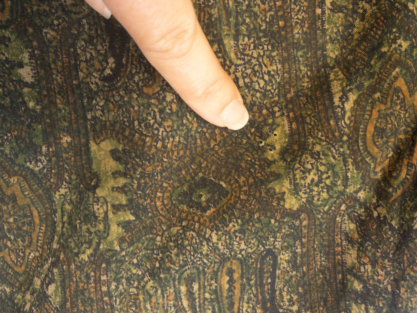 60s Deep Green Paisley Print Short | 36"