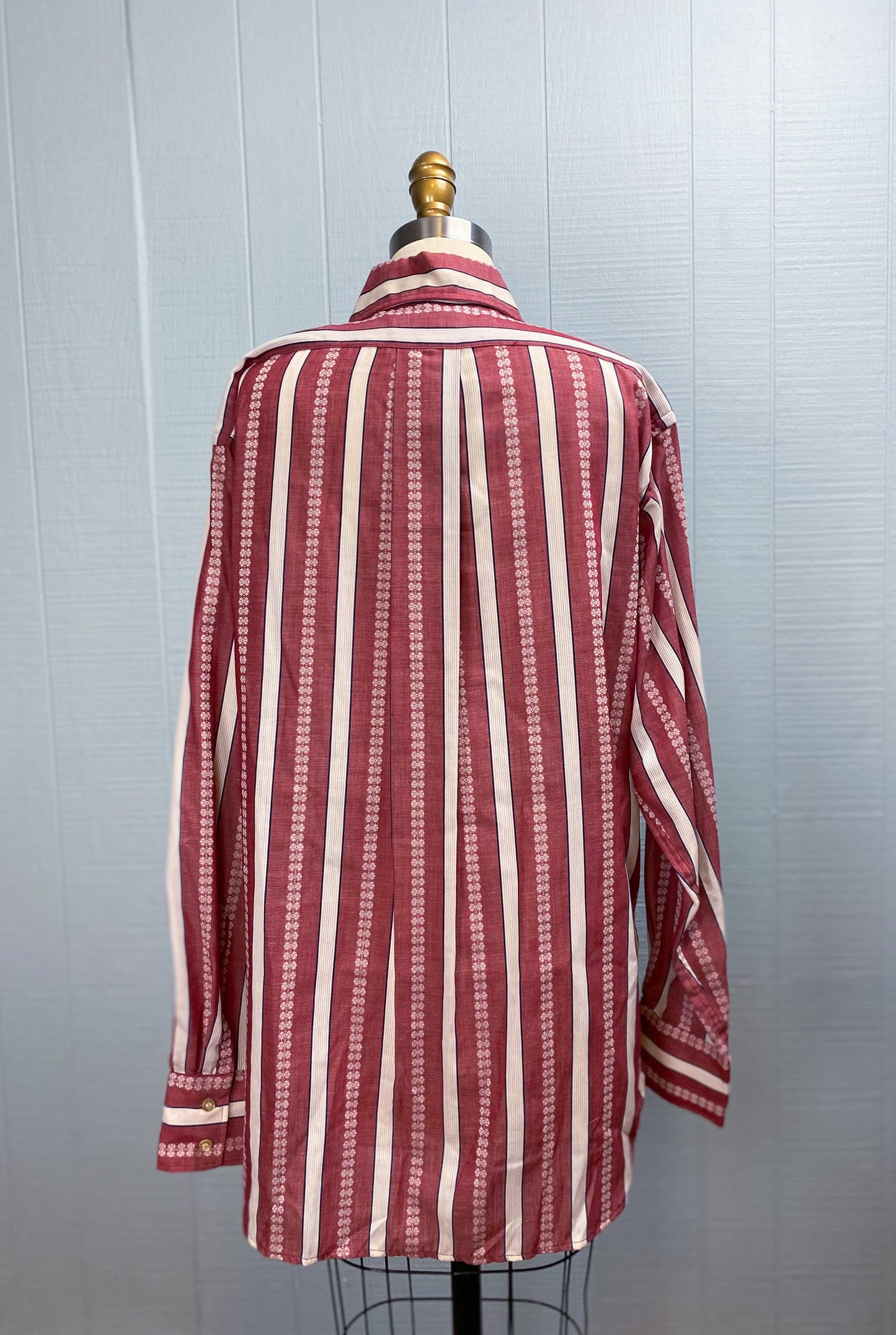 70's Wine & White Vertical Stripe Dagger Collar Button Up Shirt