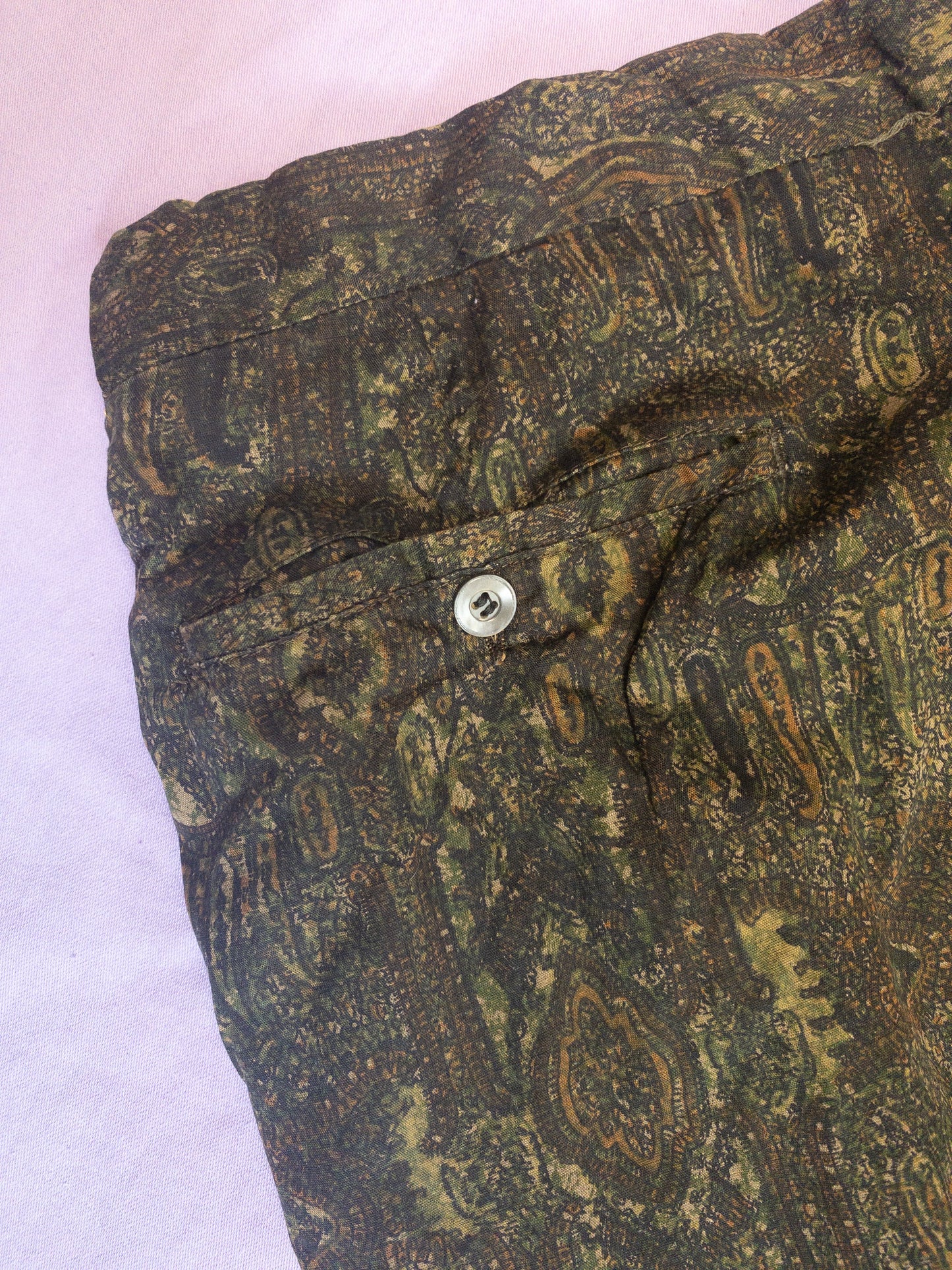 60s Deep Green Paisley Print Short | 36"