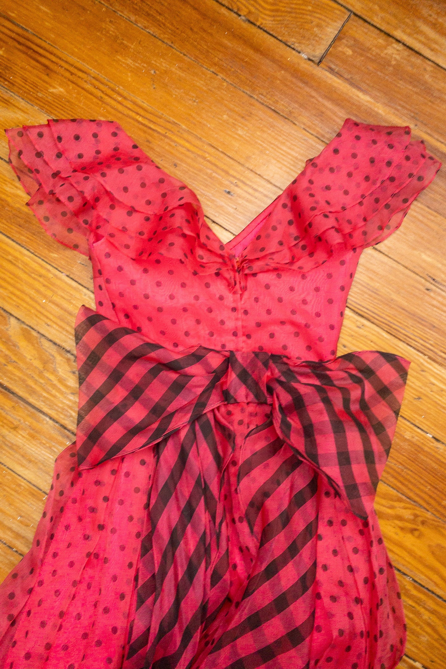 80's Magenta Pink Polka Dot Ruffle Gown | XXS/XS