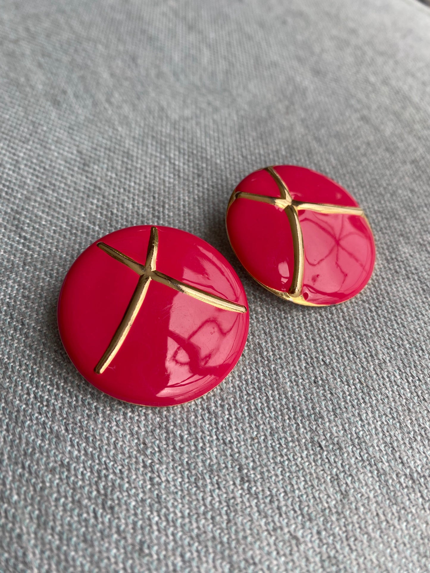 80's Statement Red Circle X Pierced Earrings