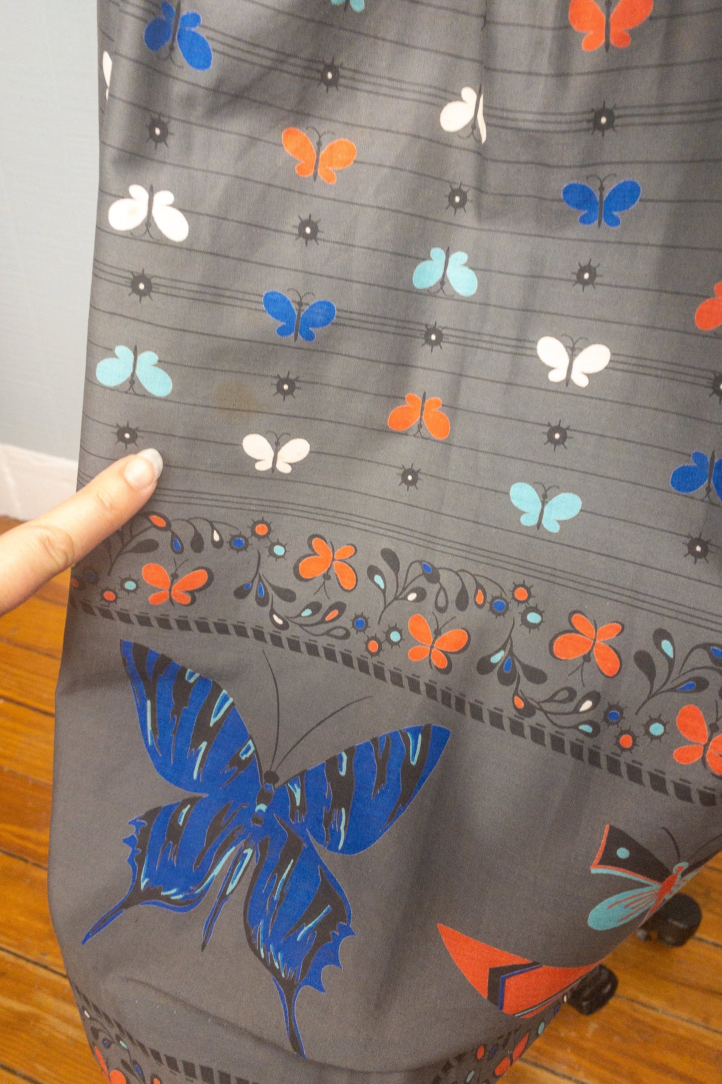50's Grey Butterfly Skirt | 28"