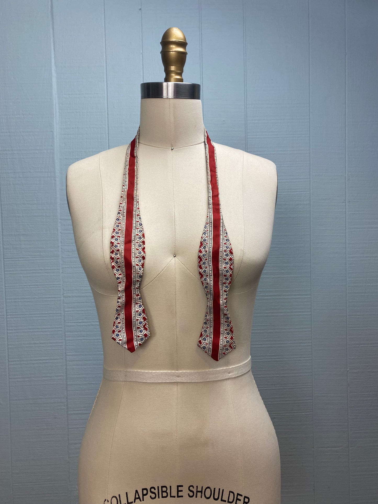 50's Self-Tie Wine Red Blue Graphic Print Bowtie