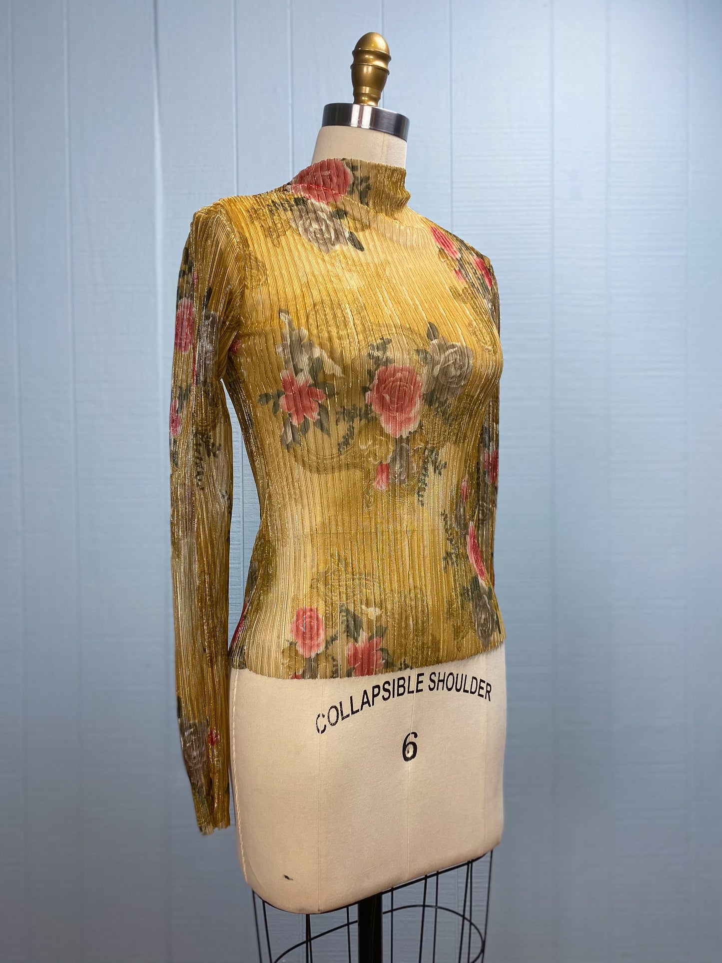 Metallic Gold Sheer Pleated Floral Rose Top Callipygian NWT Mockneck Turtleneck