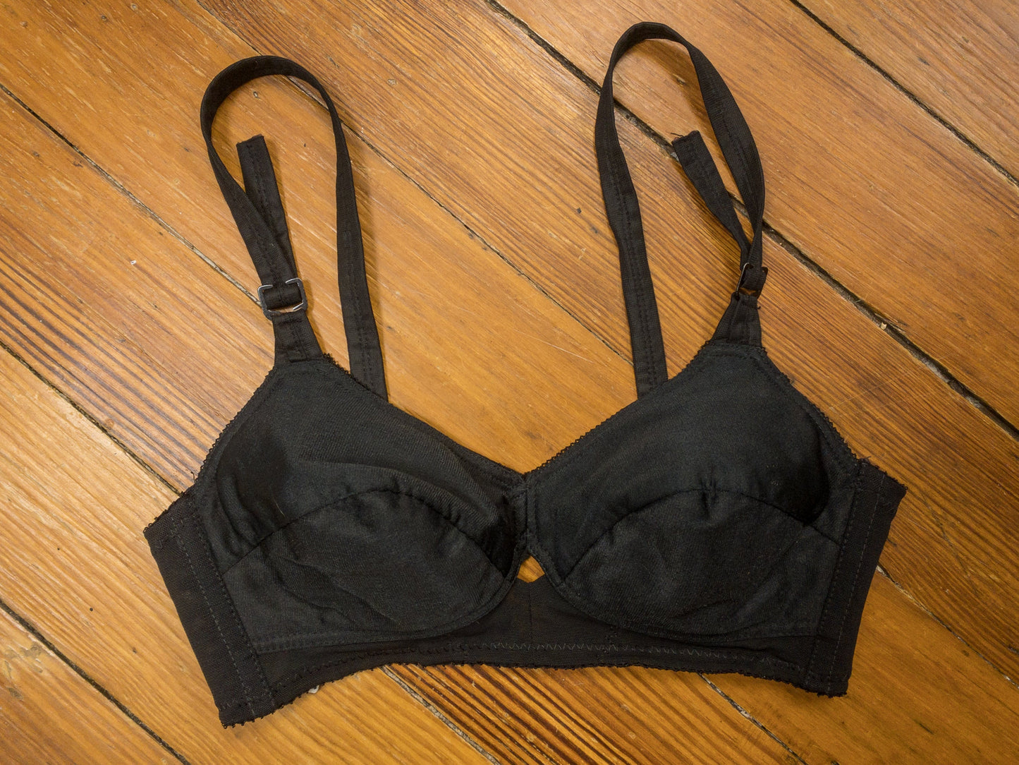 60's Black Bullet Bra | XS/S