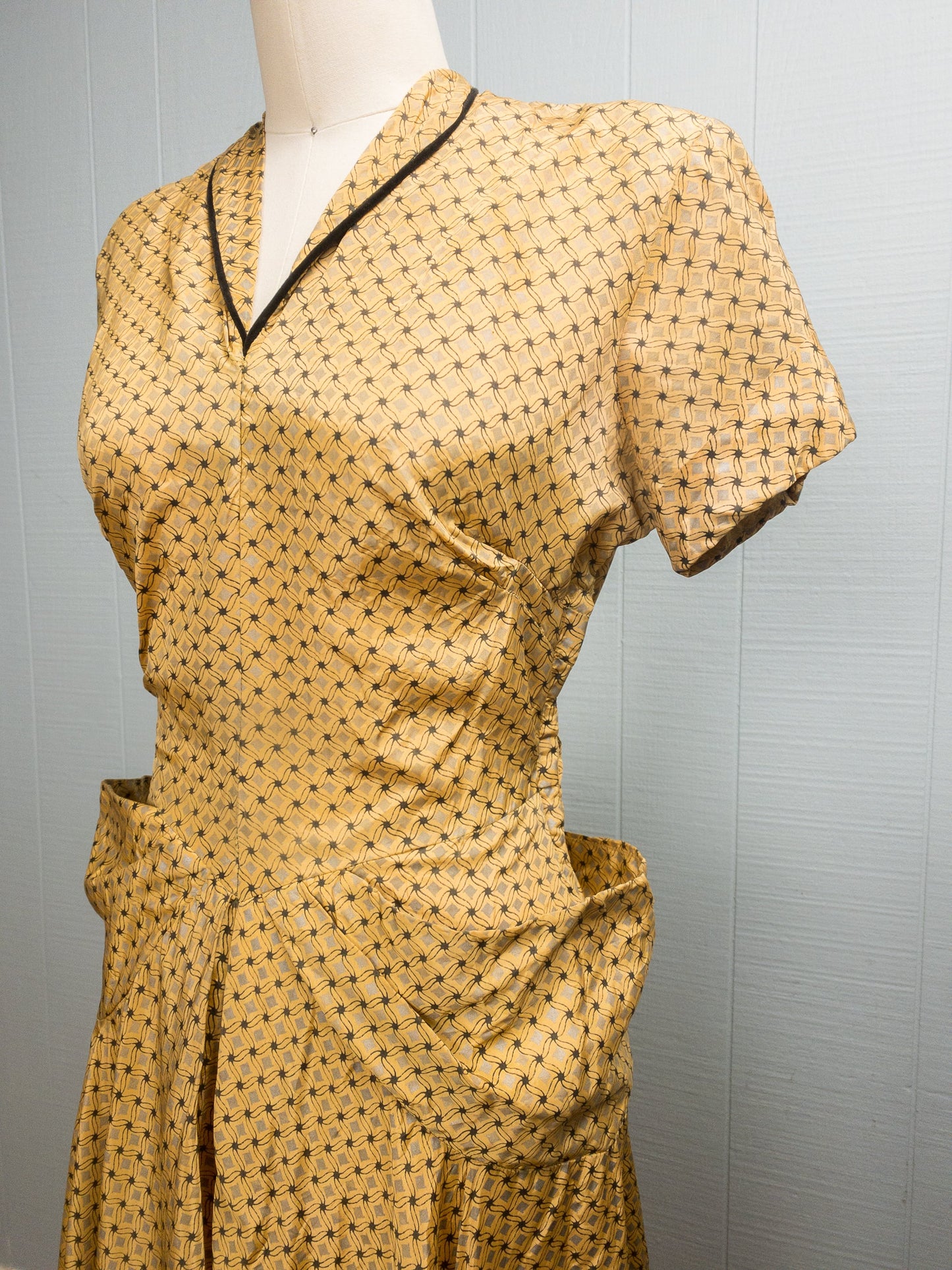 40s 50s Golden Sun Gown | M/L