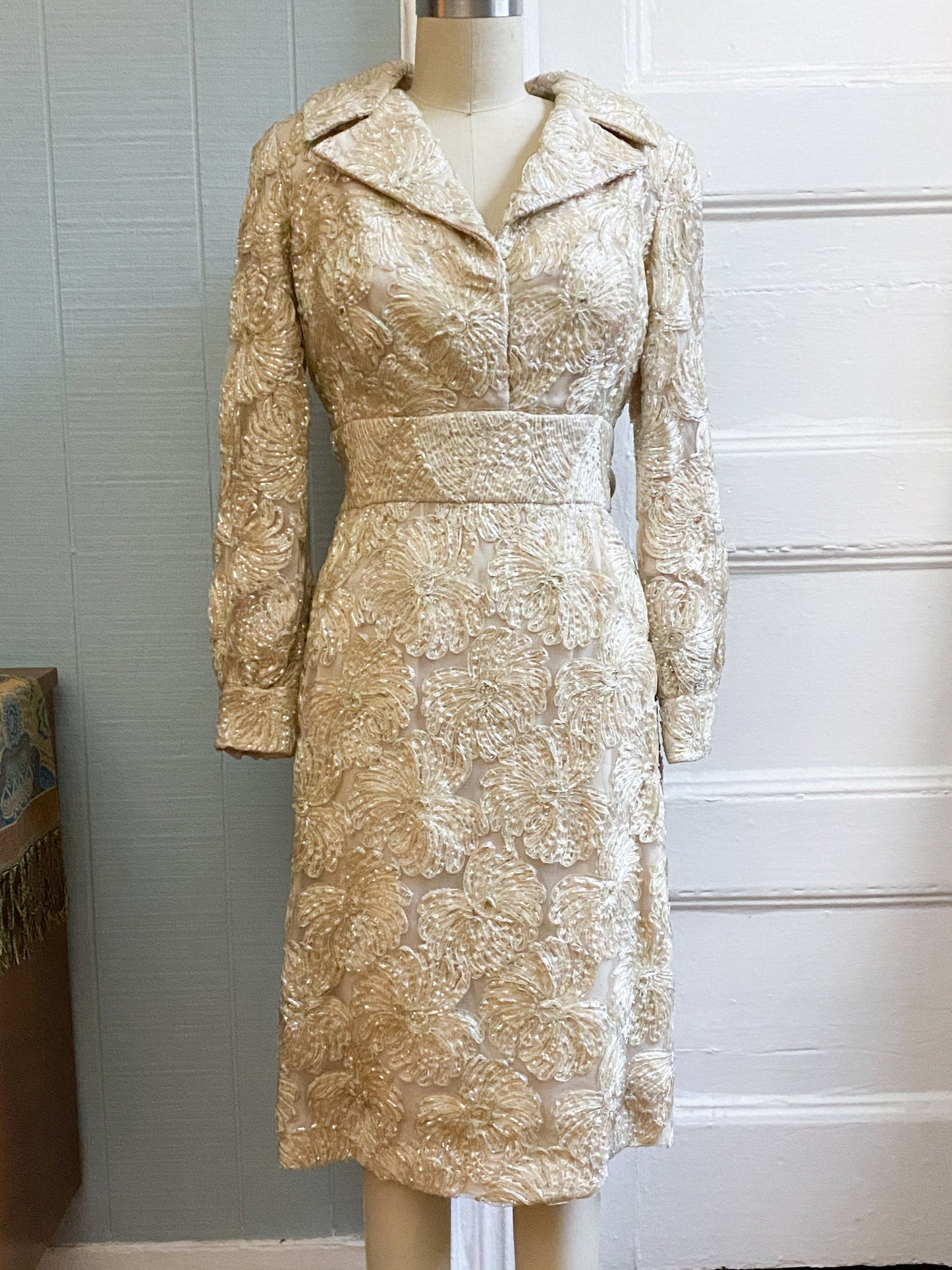 60's Cream Gold Beaded Sequin Long Sleeve Cocktail Dress | M/L