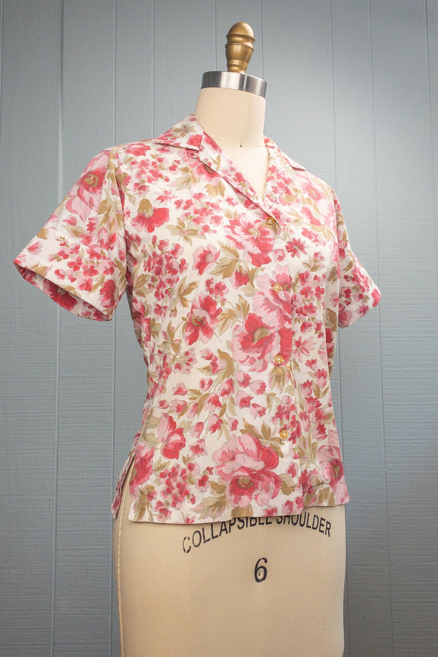 60's Graphic Rose Watercolor Blouse | S/M