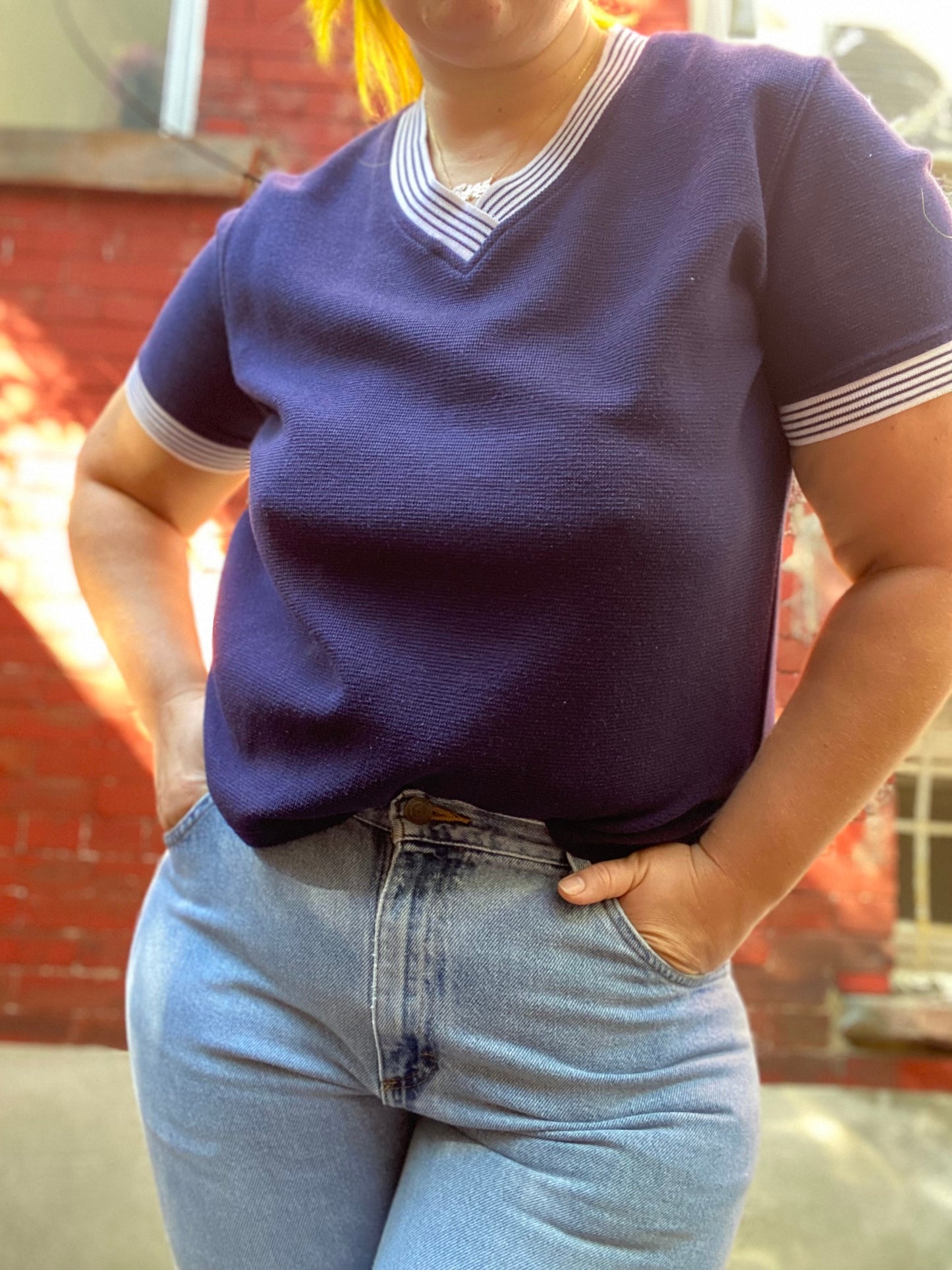 80s 90s Navy V Neck Ringer Stripe TShirt