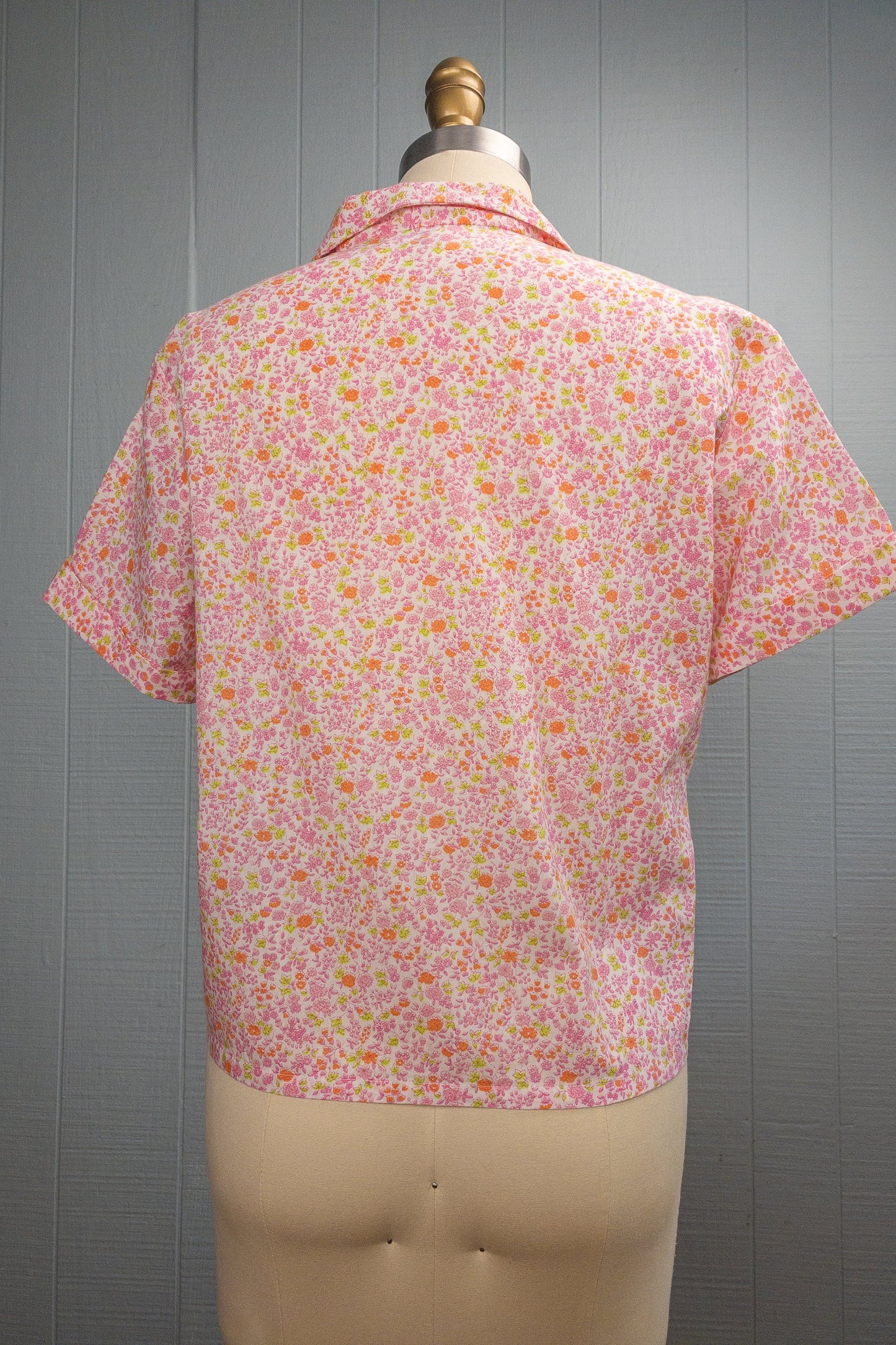 60's Pink/Orange/Green Ditsy Floral Loop Collar Shirt | M