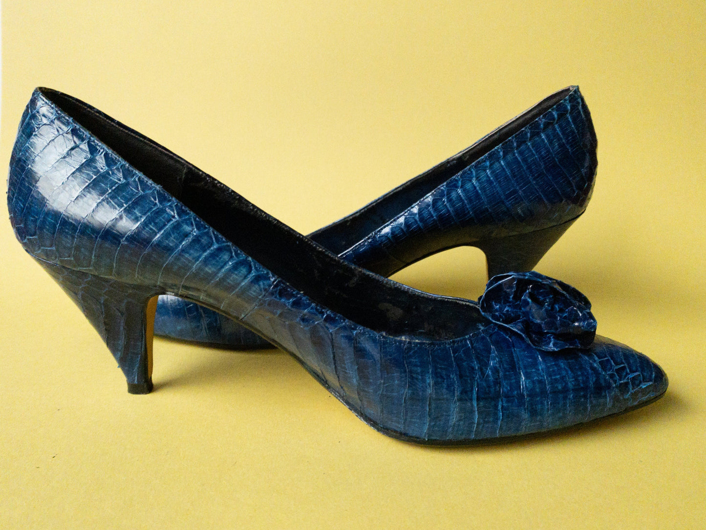 80s Blue Snakeskin Rosette High Heel Pumps by J Renee