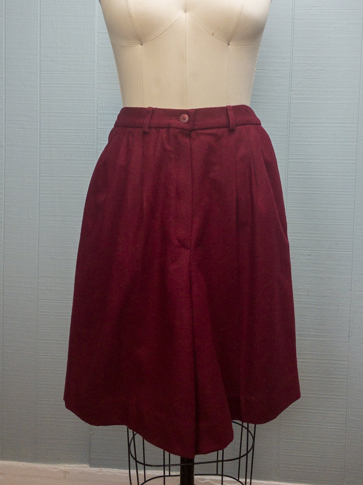90's "Marvelous Mrs. Maisel" Pendleton Wool Wine Red Shorts