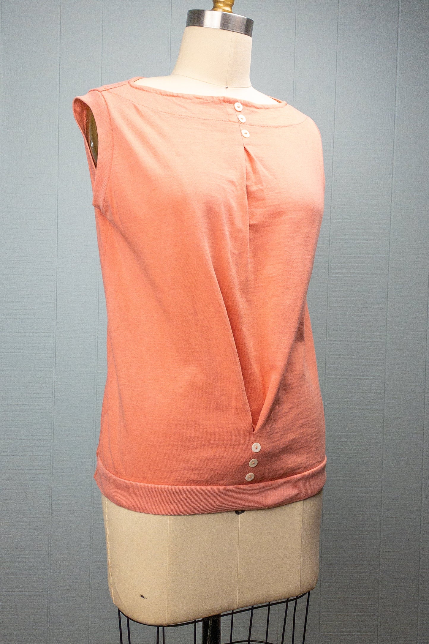 60's Peach Sleeveless Knit Tee | S/M