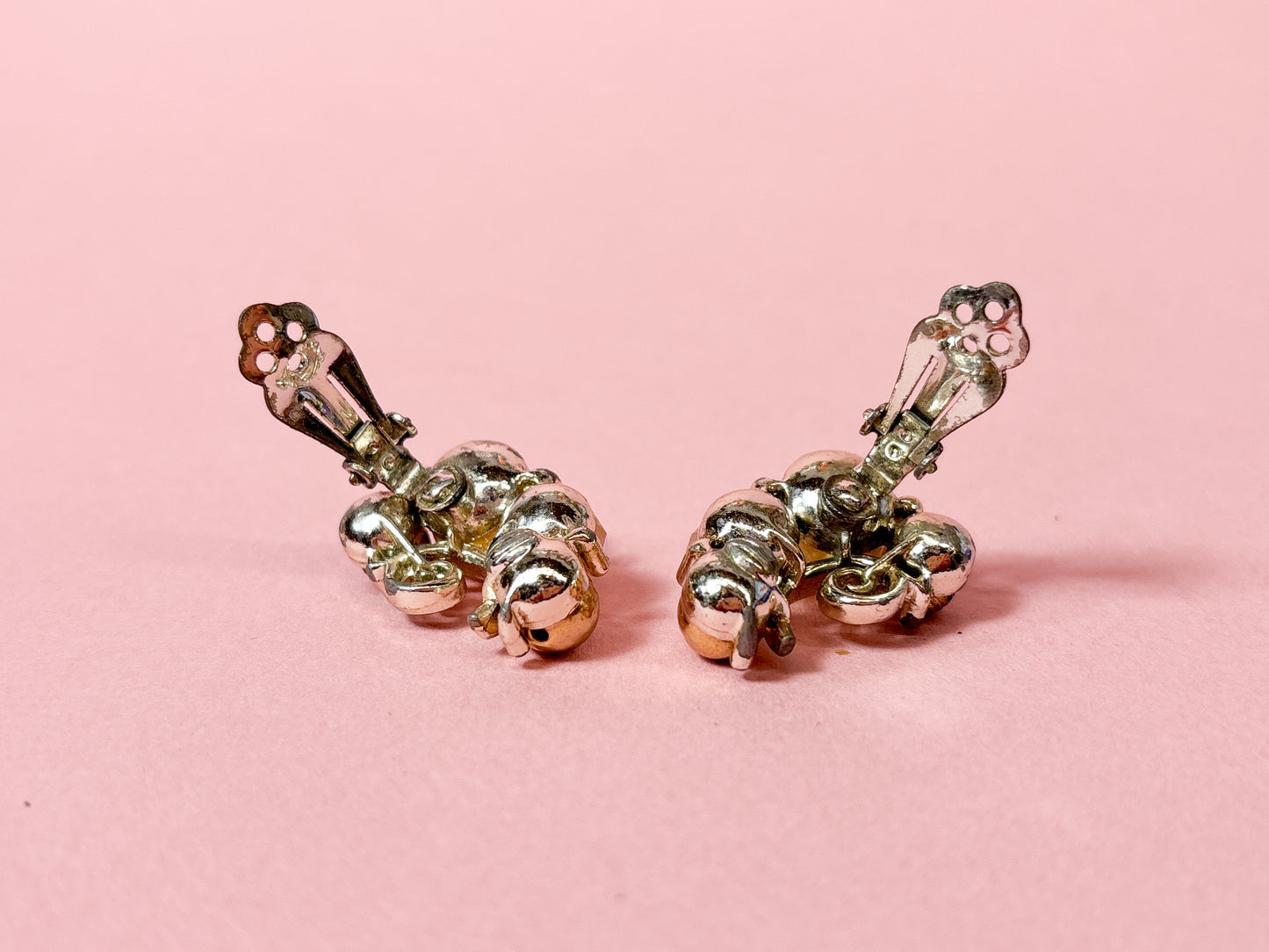 60s Swirled Pearl & Gold Bead Clip On Earrings