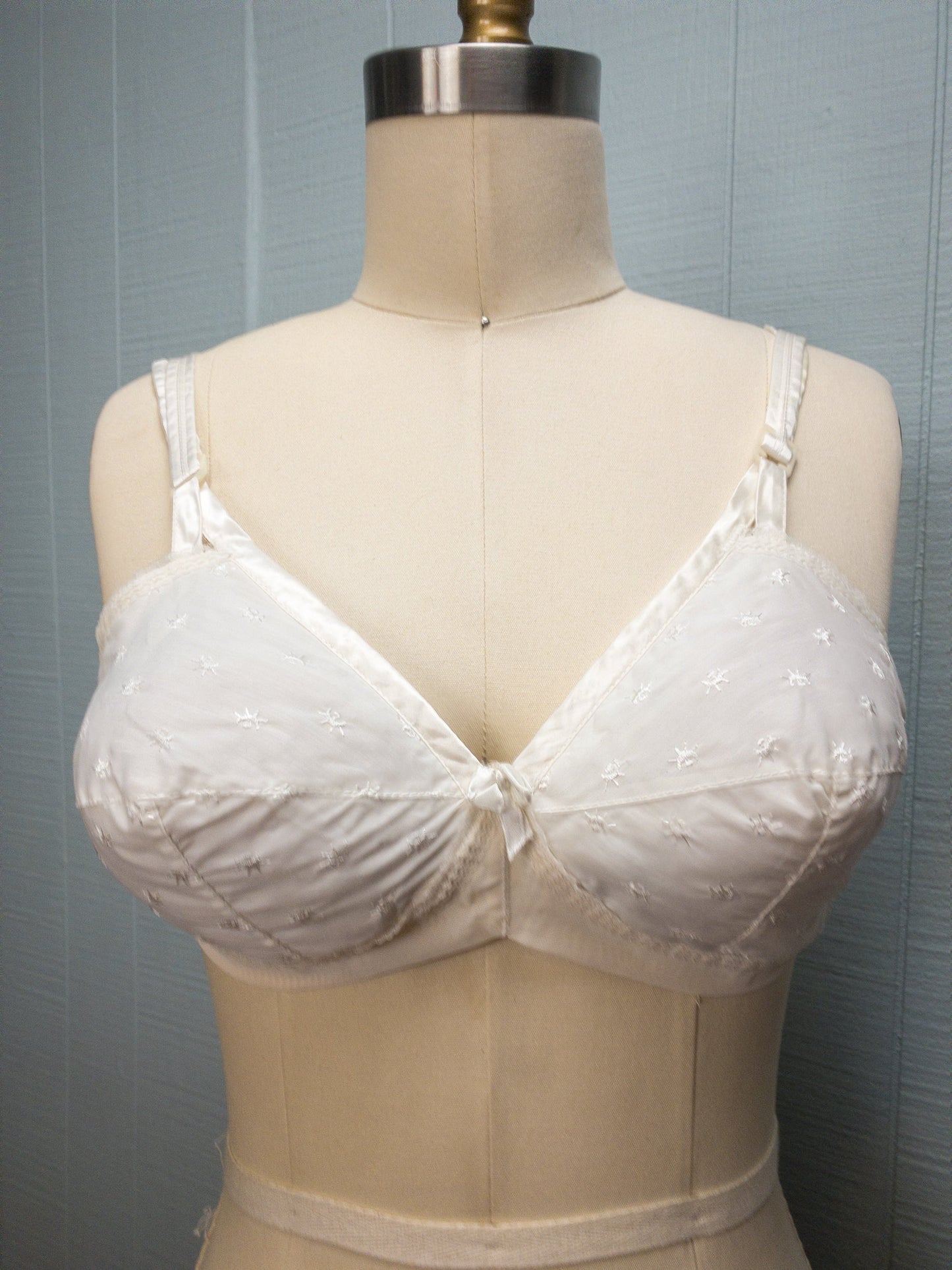 50's White Sunrays Bullet Bra