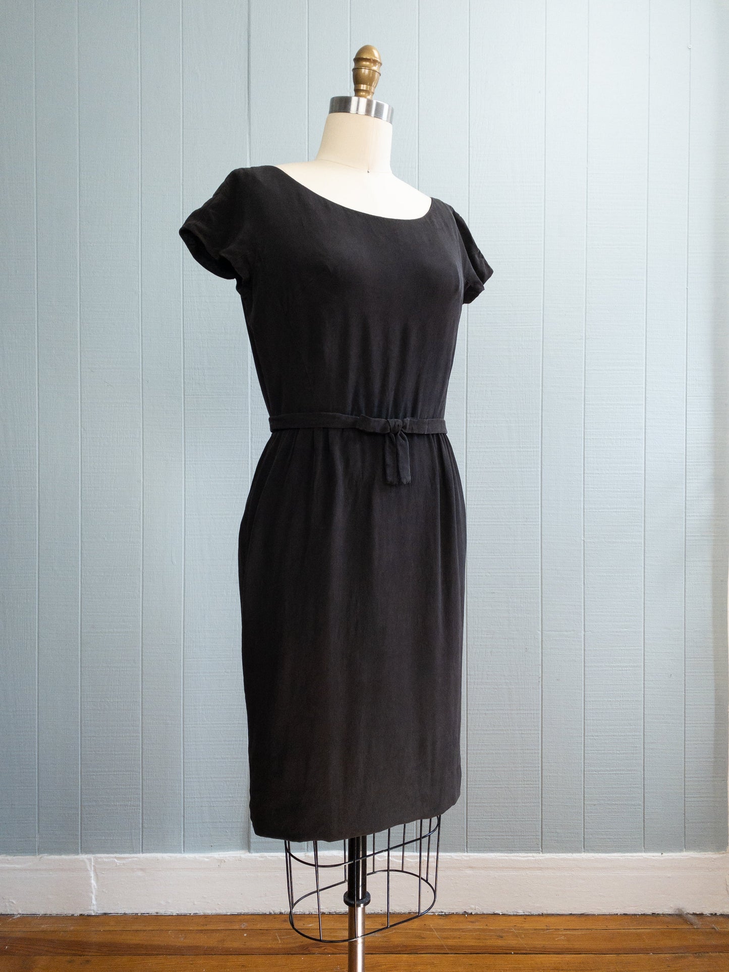 50's 60's Black Silky Wiggle Dress | S