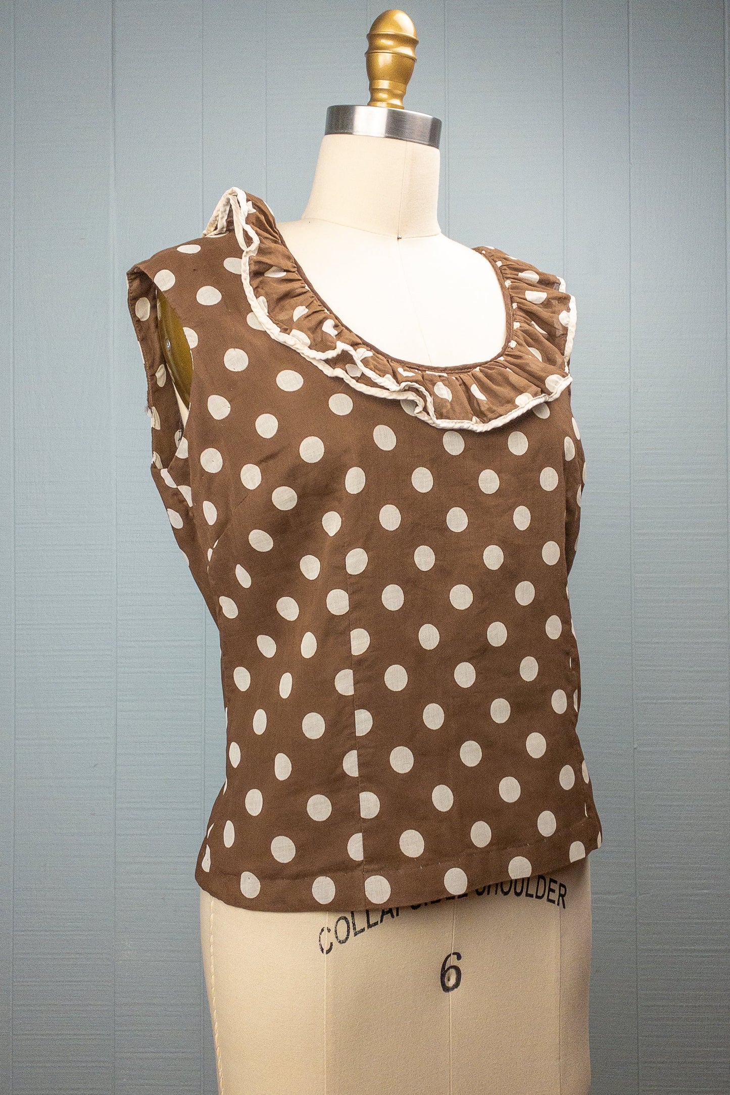 50s 60s Brown Polka Dot Ruffle Blouse | M