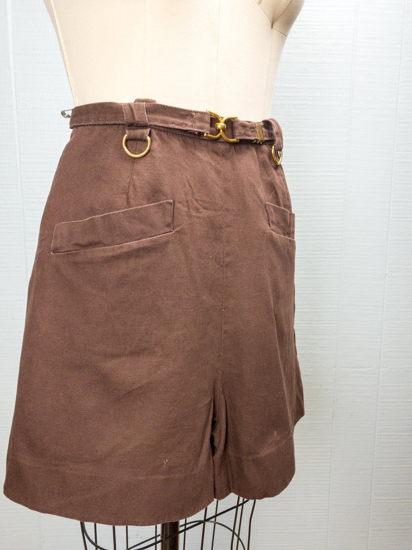 60's Brown Buckle Shorts | 25"