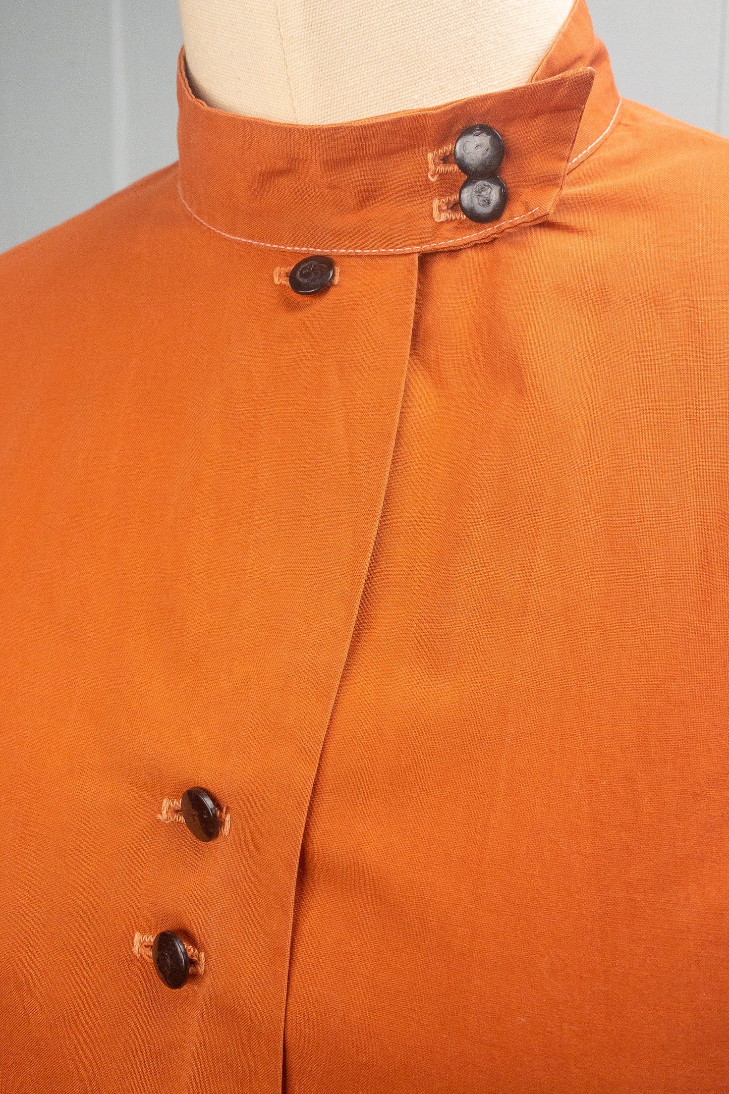 40s 50s Clay Orange Stand Collar Blouse | M