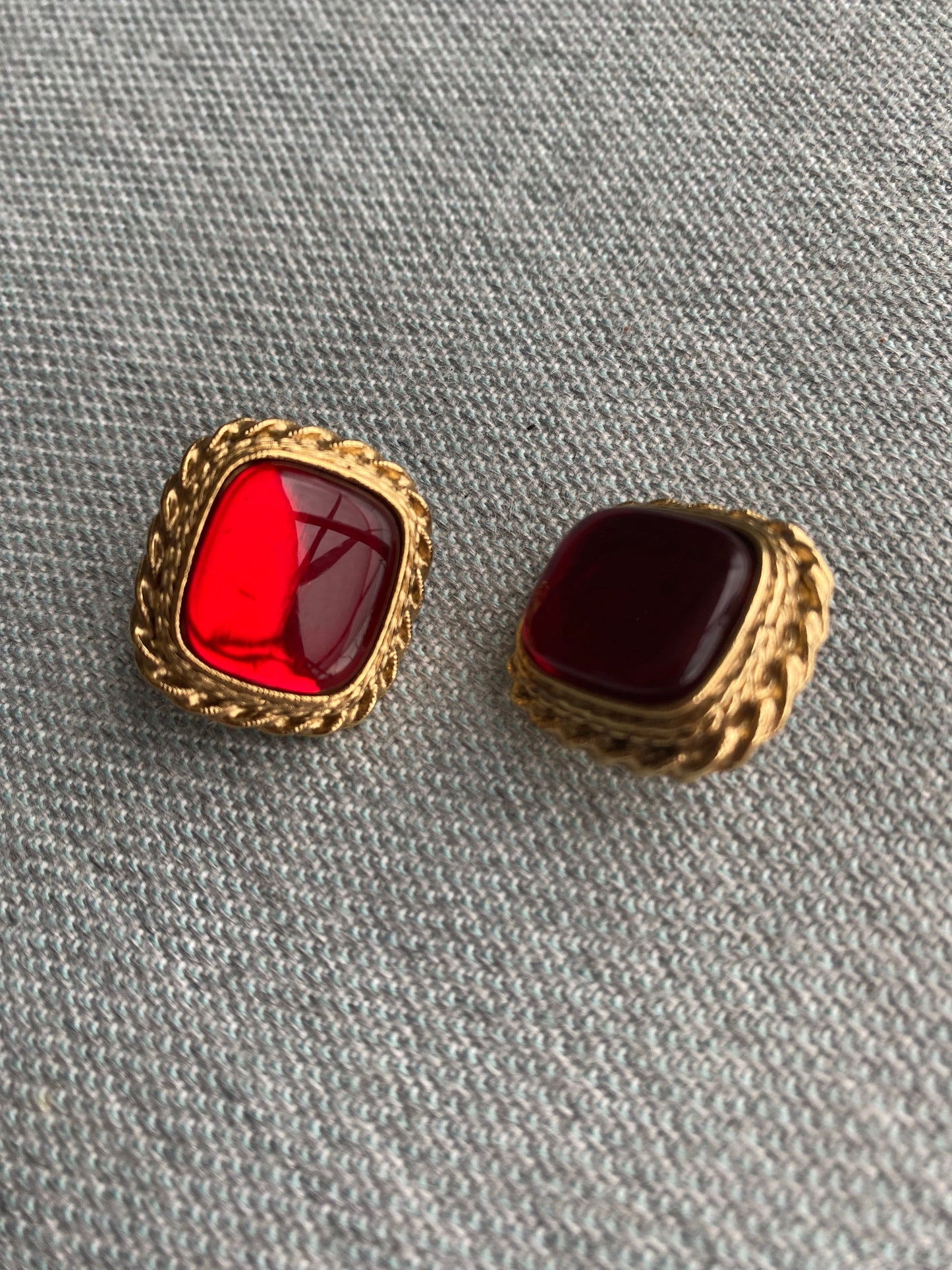 80's Ruby Square Cabachon Gold Rope Pierced Earrings