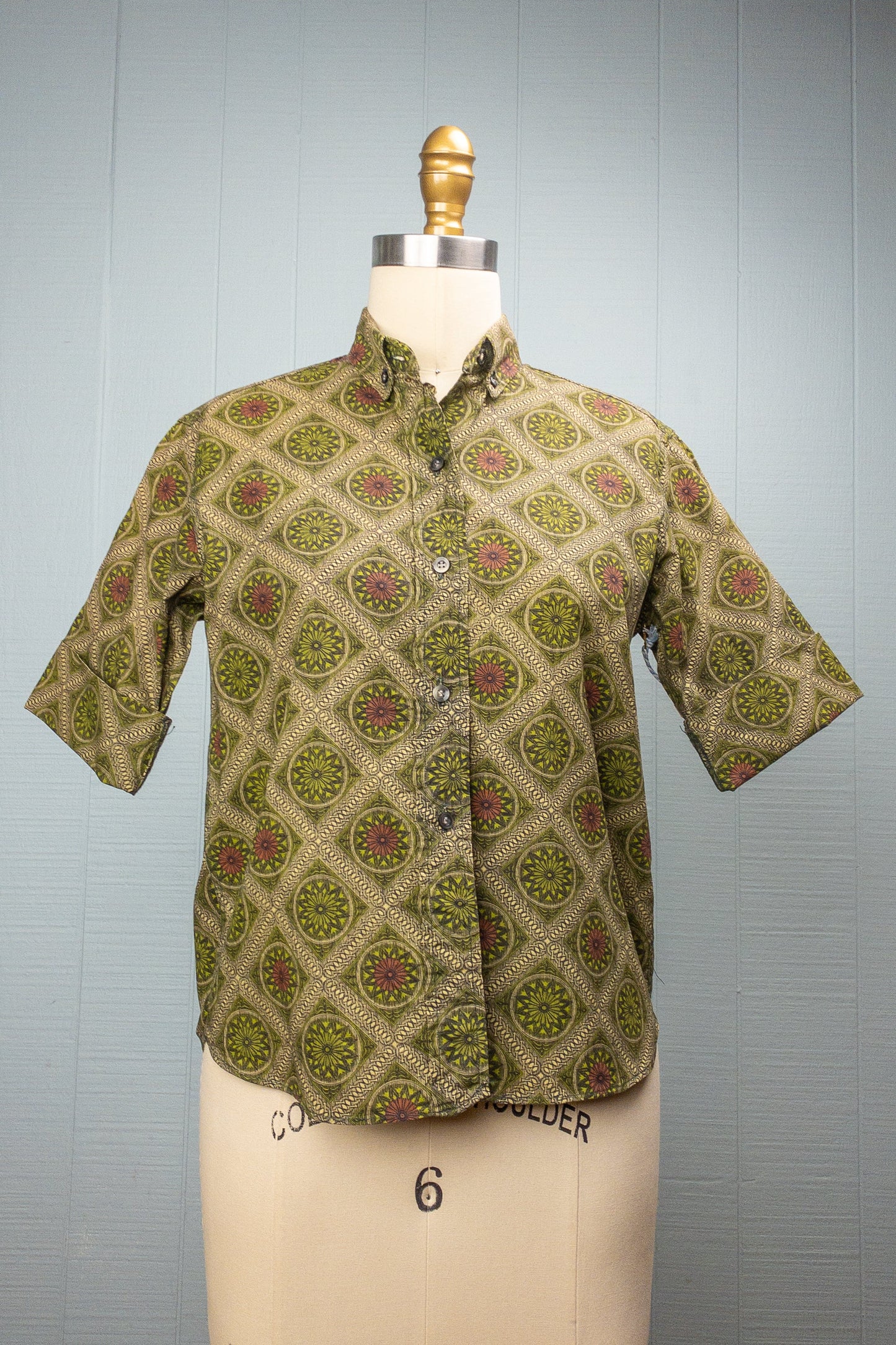 60's 12 Pt Star Geo Button Shirt | S/M
