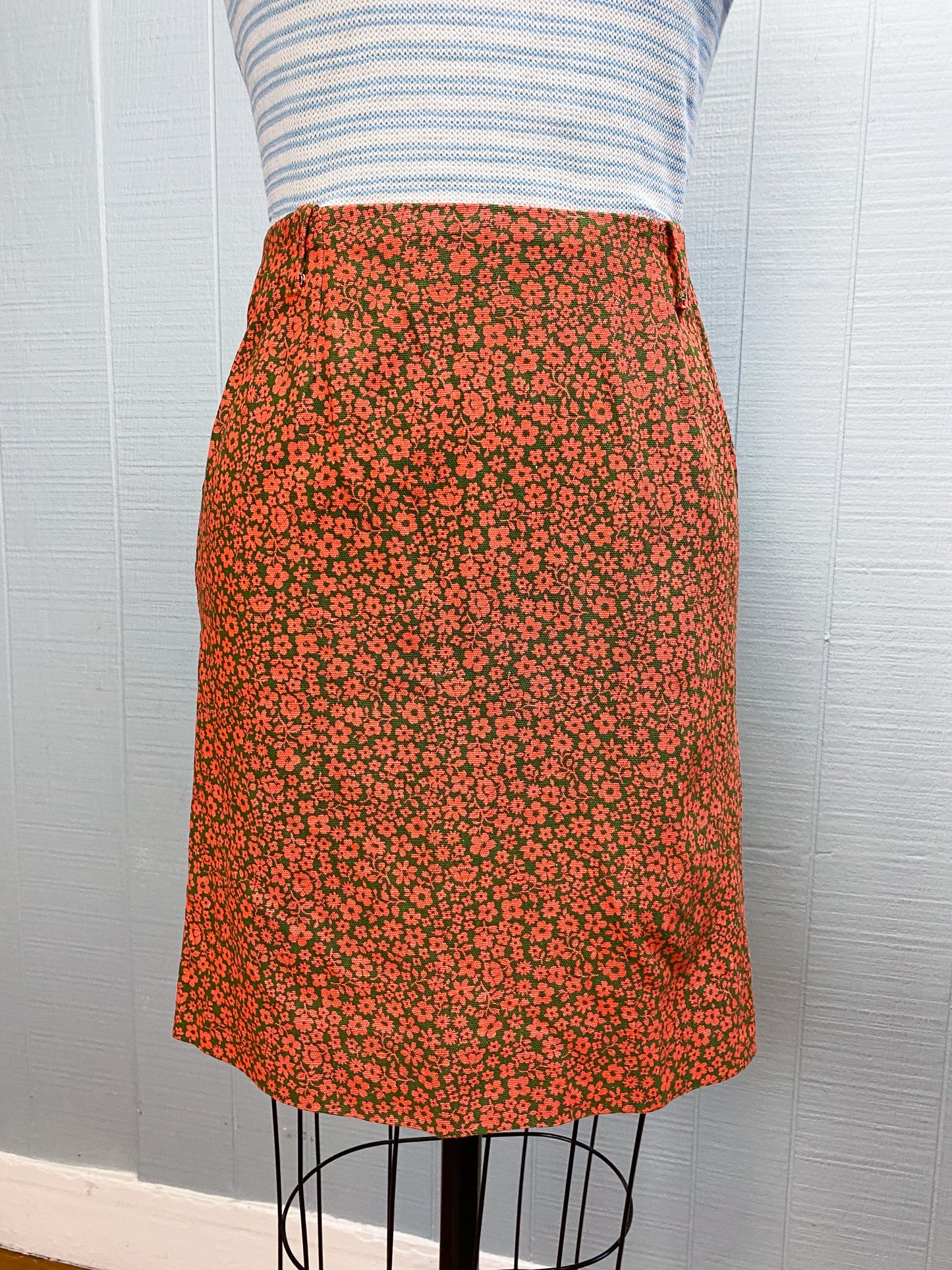 60s Orange Ditsy Floral Mini Skirt | XXS