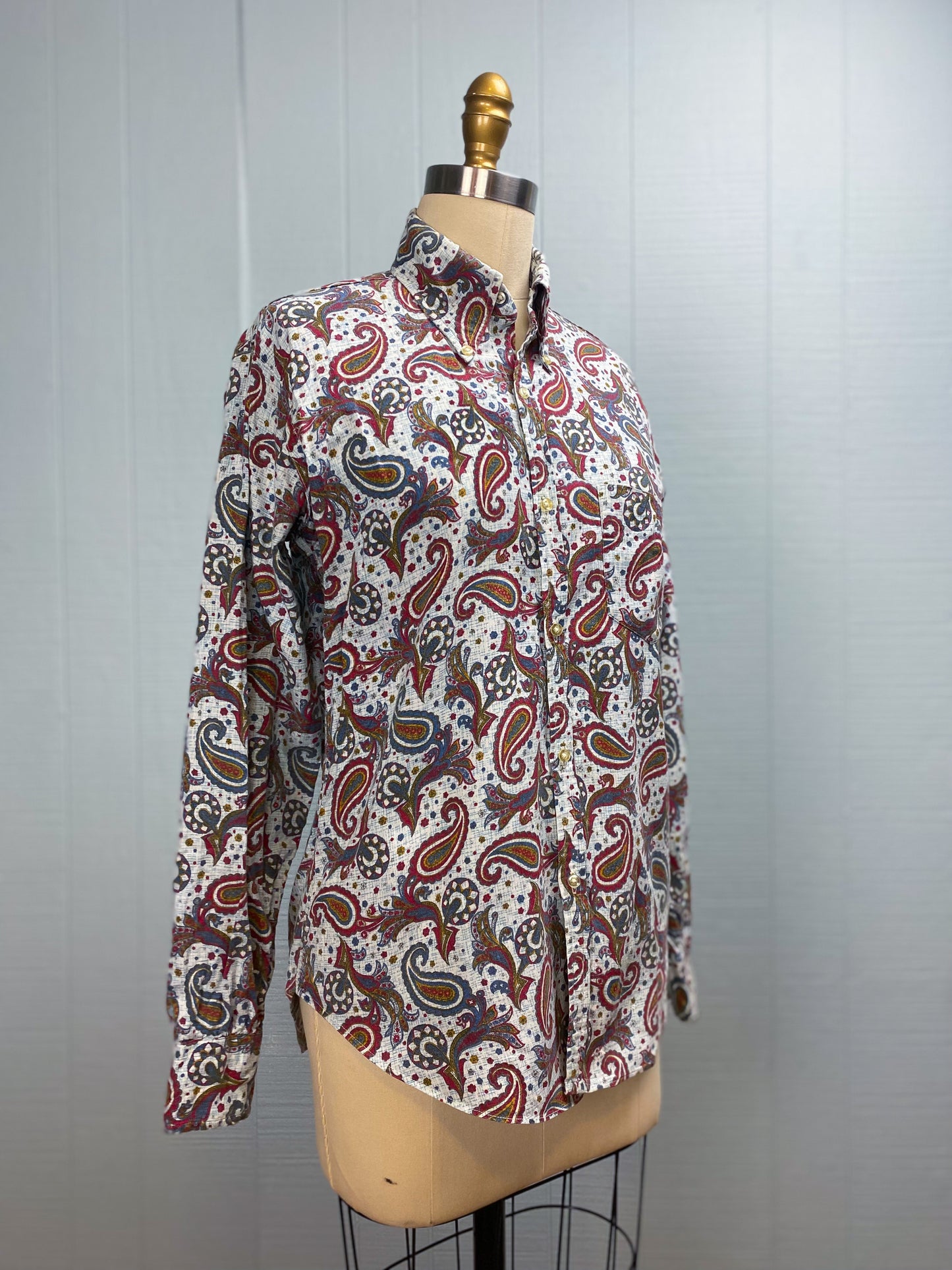 50s Pale Blue & Red Paisley Cotton Button Shirt | M/L