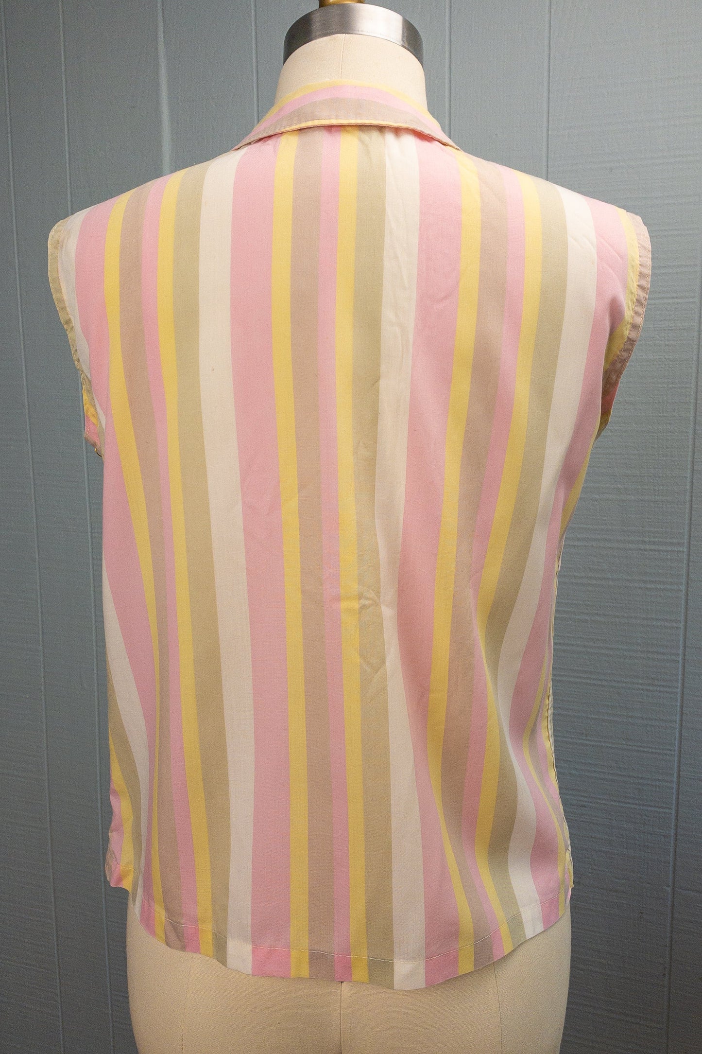 50's 60's Pale Striped Sleeveless Blouse | S/M