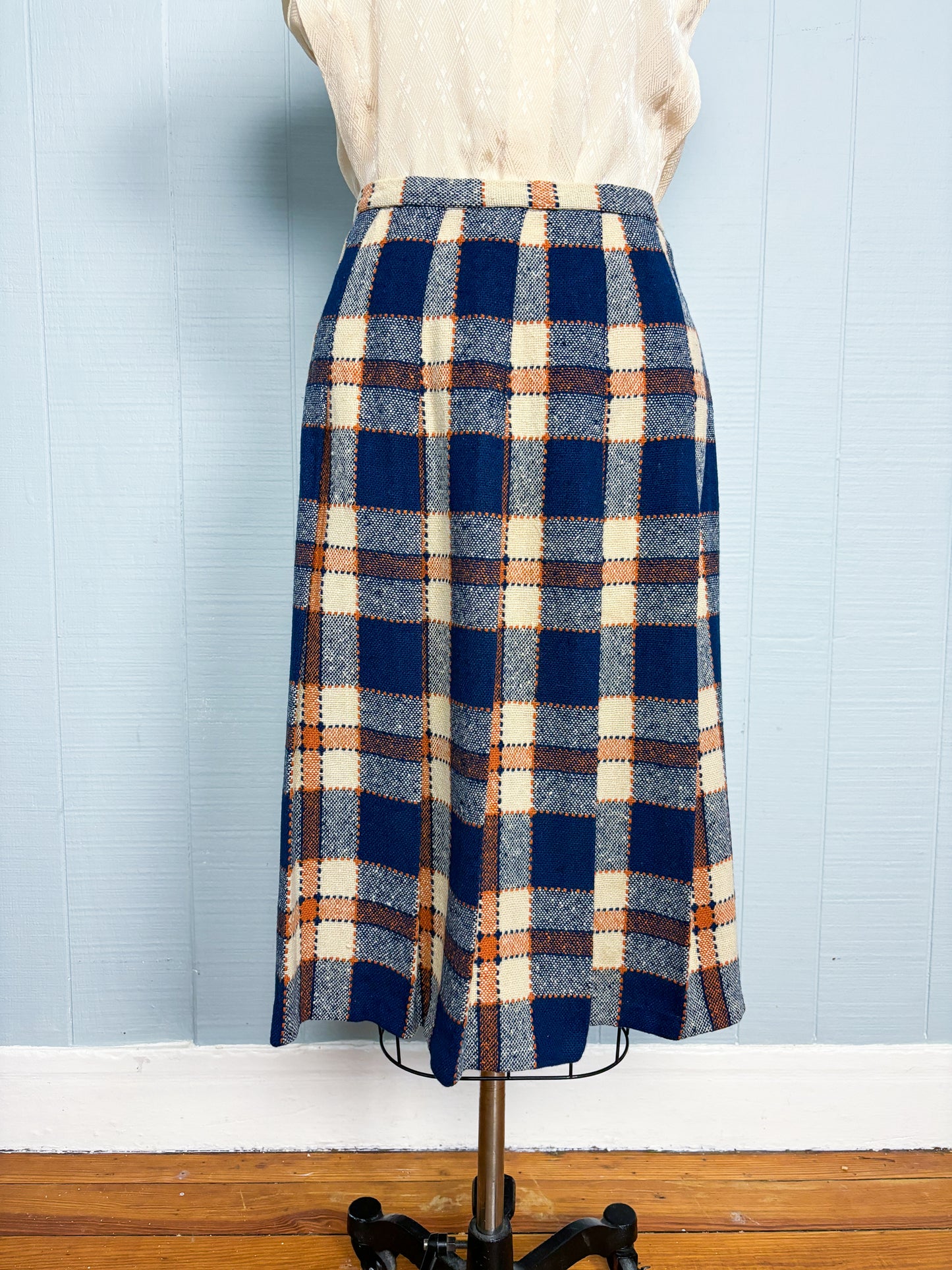 60's Navy Orange Pleated Wool Skirt | W: 35"