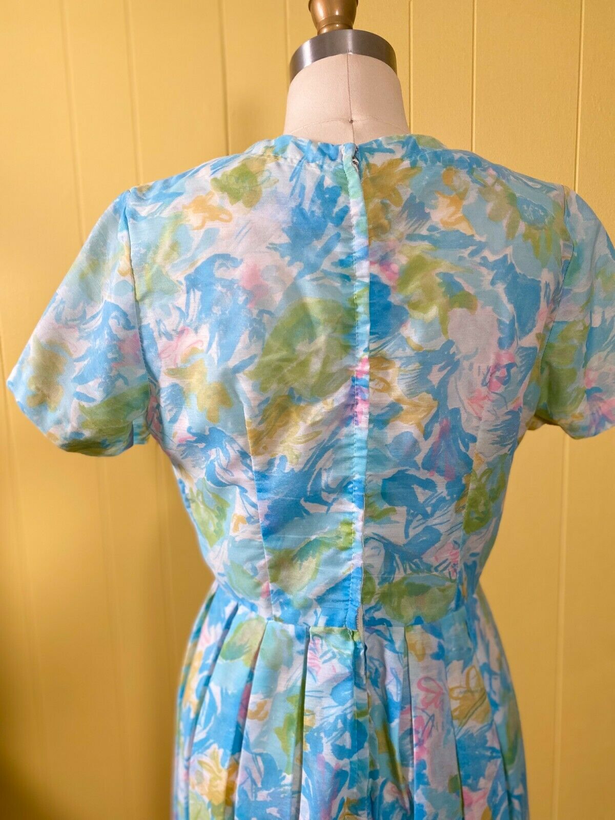 60's Watercolor Floral Pastel Dress