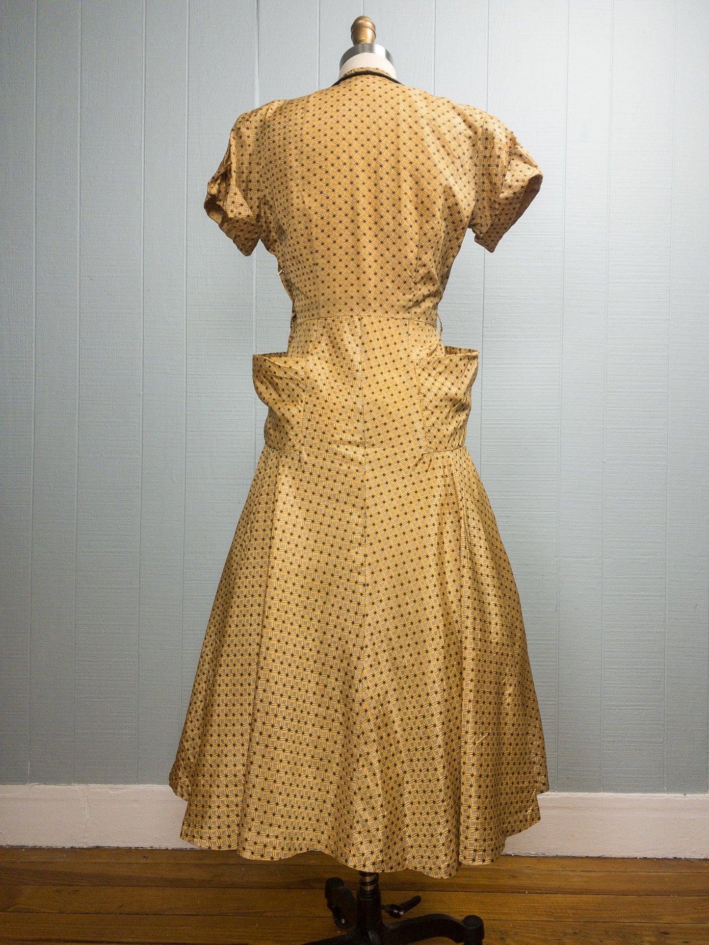 40s 50s Golden Sun Gown | M/L