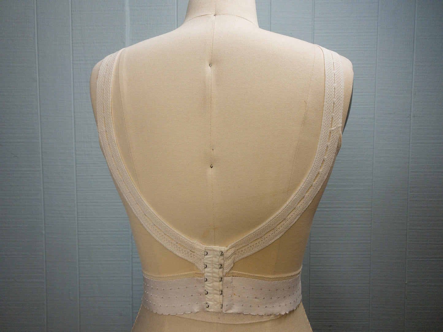 50's 60's Ivory Long Line Bustier Mesh Bullet Bra