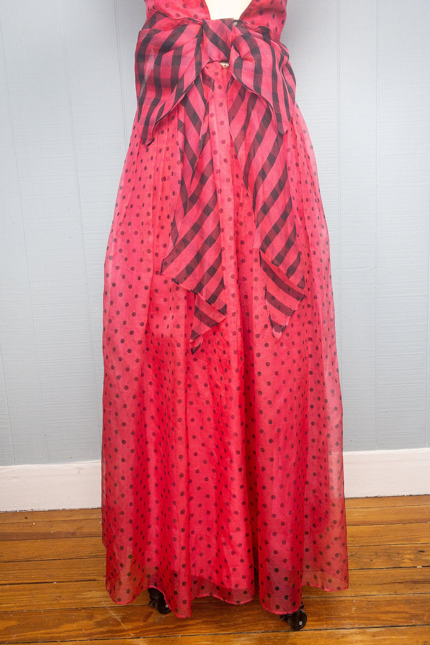 80's Magenta Pink Polka Dot Ruffle Gown | XXS/XS