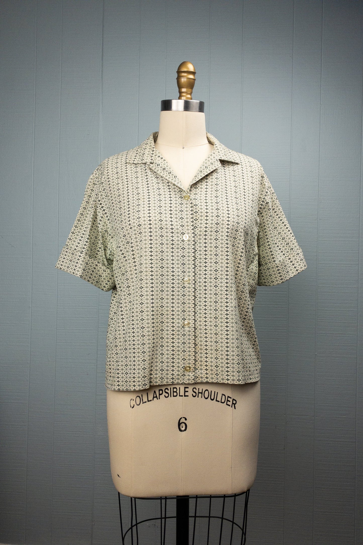 60's Rows of Daisies Button Shirt | M/L