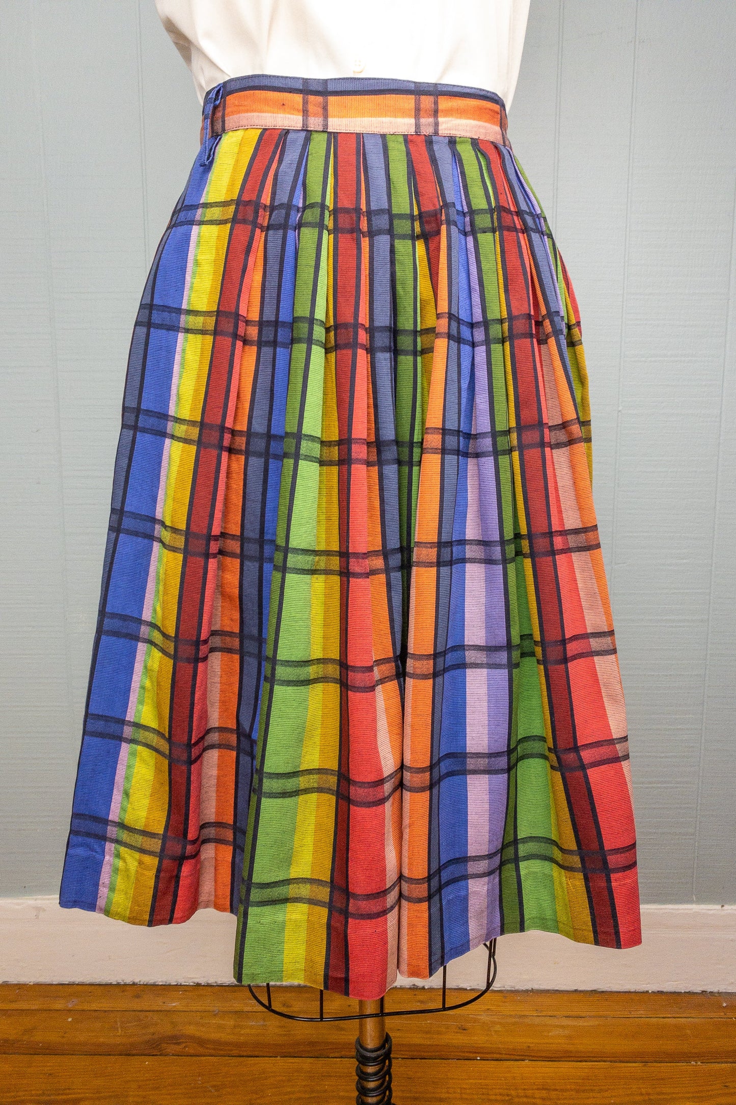 50s 60s Rainbow Plaid Skirt | 25"