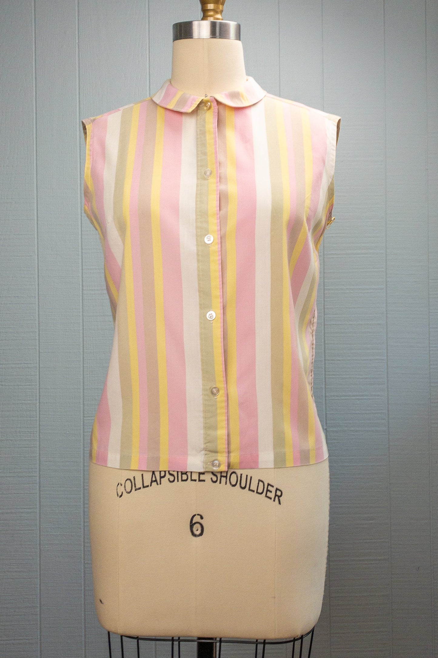 50's 60's Pale Striped Sleeveless Blouse | S/M